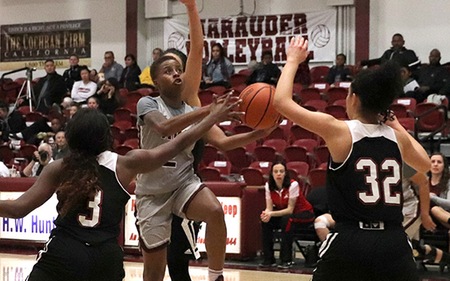 SMITH LEADS MARAUDER WOMEN'S BASKETBALL IN A BATTLE FOR SECOND PLACE